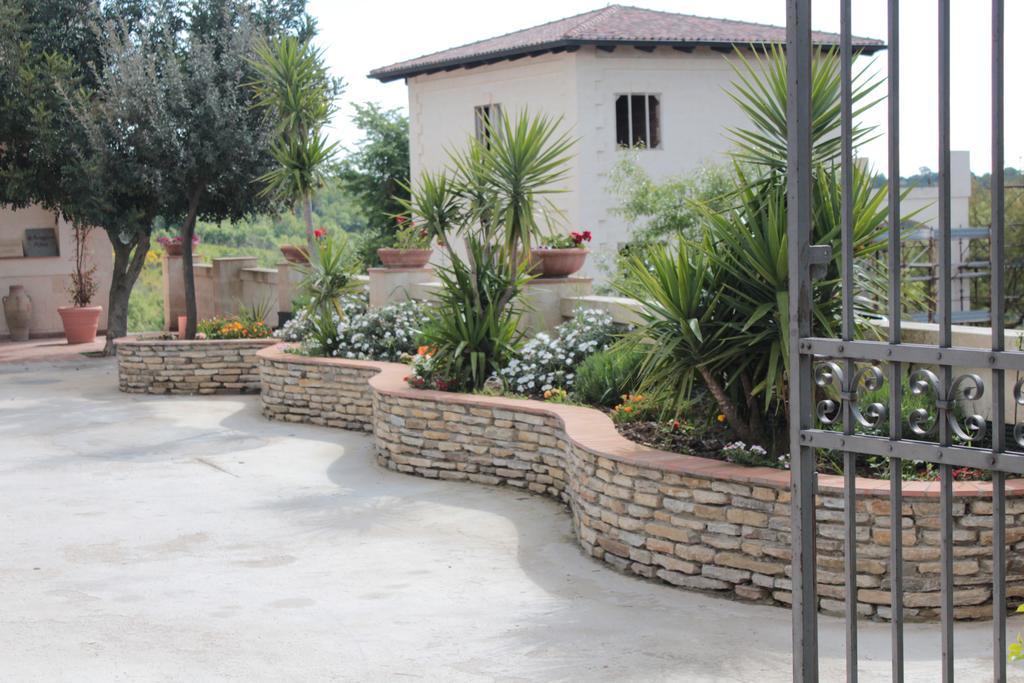 Agriturismo Al Passaggio Di Pirro Villa Miglionico ภายนอก รูปภาพ